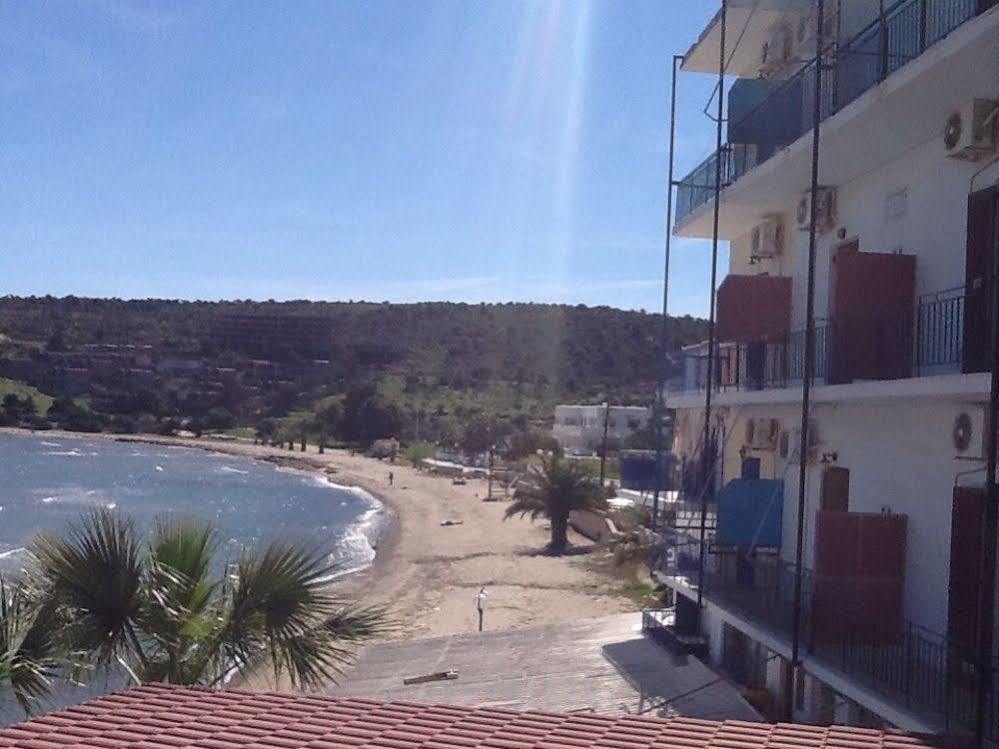 Oasis Hotel Theodoros & Litsa Galaris Agia Marina  Exterior foto
